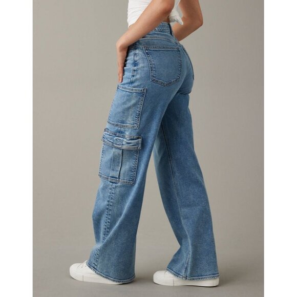 AMERICAN EAGLE Stretch Curvy Super High Rise Baggy Wide Leg Cargo Jeans Women 12 - Picture 1 of 11